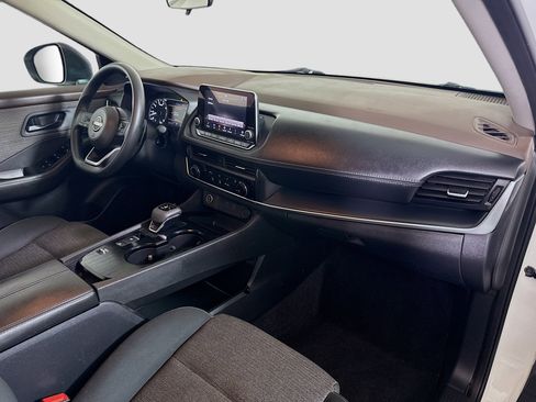 Used 2022 Nissan Rogue S image 30