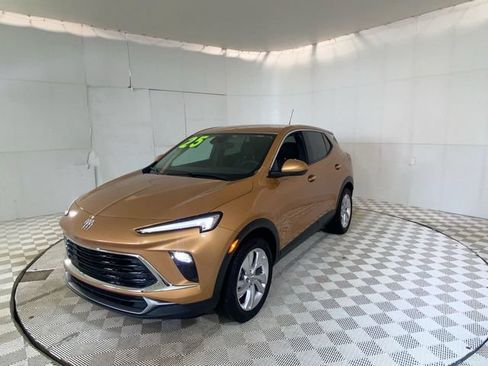 Used 2025 Buick Encore GX Preferred FWD image 20