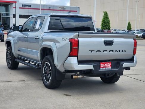 Certified 2024 Toyota Tacoma TRD Sport image 5