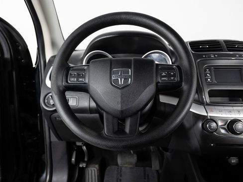 Used 2016 Dodge Journey SXT w/ Comfort/Convenience Group image 31