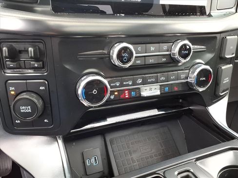 Used 2022 Ford F150 Platinum w/ Equipment Group 701A High image 12