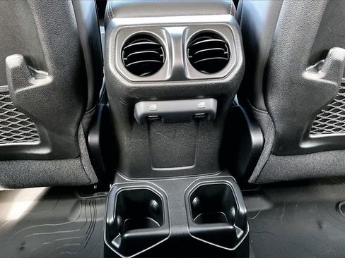 New 2026 Jeep Gladiator Sport image 17