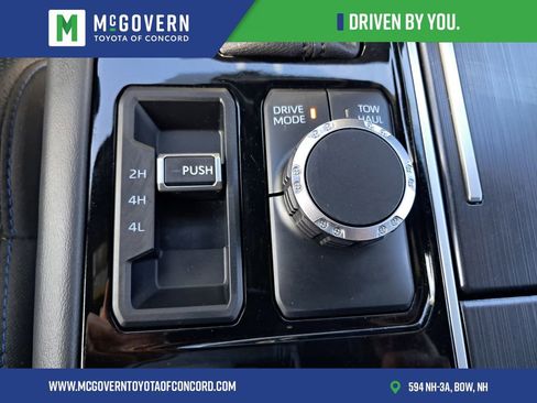 Used 2024 Toyota Tundra Platinum AWD/4WD image 29