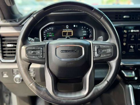 Used 2023 GMC Sierra 1500 Denali Ultimate AWD/4WD image 10