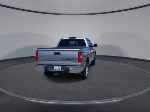 Used 2021 Toyota Tundra SR5 w/ SR5 Upgrade Package AWD/4WD image 9