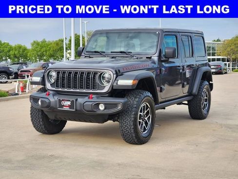 Used 2025 Jeep Wrangler Unlimited Rubicon AWD/4WD image 11