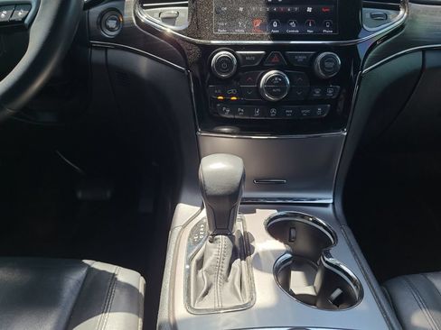 Used 2019 Jeep Grand Cherokee Limited X AWD/4WD image 11