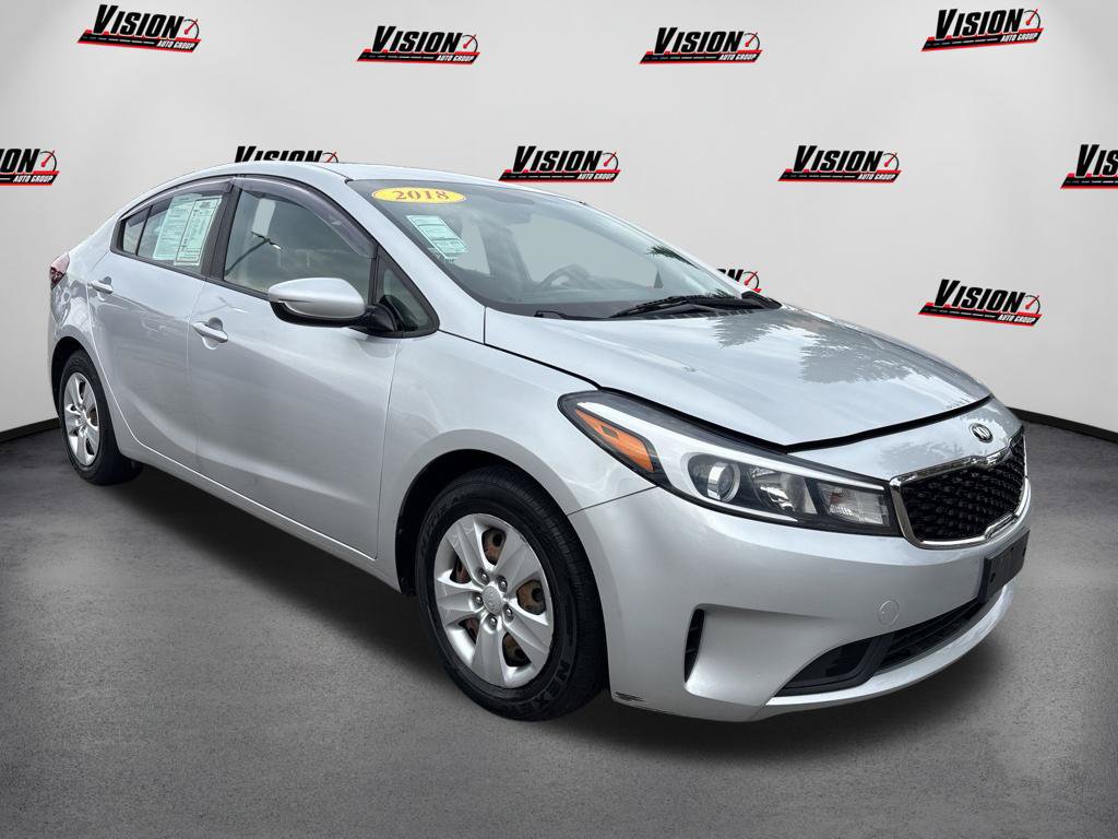 Used 2018 Kia Forte LX FWD image 3