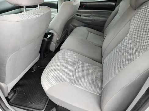 Used 2013 Toyota Tacoma 4x4 Double Cab w/ SR5 Pkg image 15