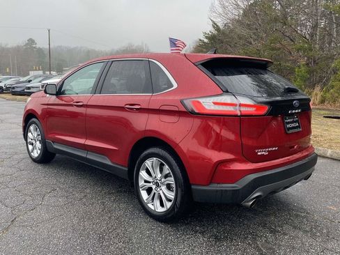 Used 2024 Ford Edge Titanium image 3