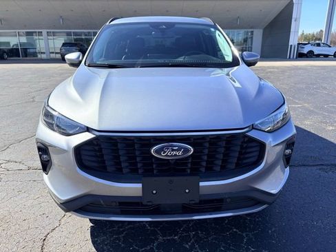 Used 2024 Ford Escape Platinum AWD/4WD image 6