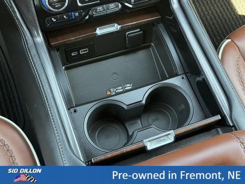 Used 2023 GMC Yukon Denali Ultimate AWD/4WD image 14