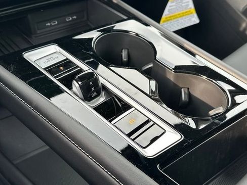 New 2026 Volkswagen Atlas Cross Sport SEL R-Line AWD/4WD image 33