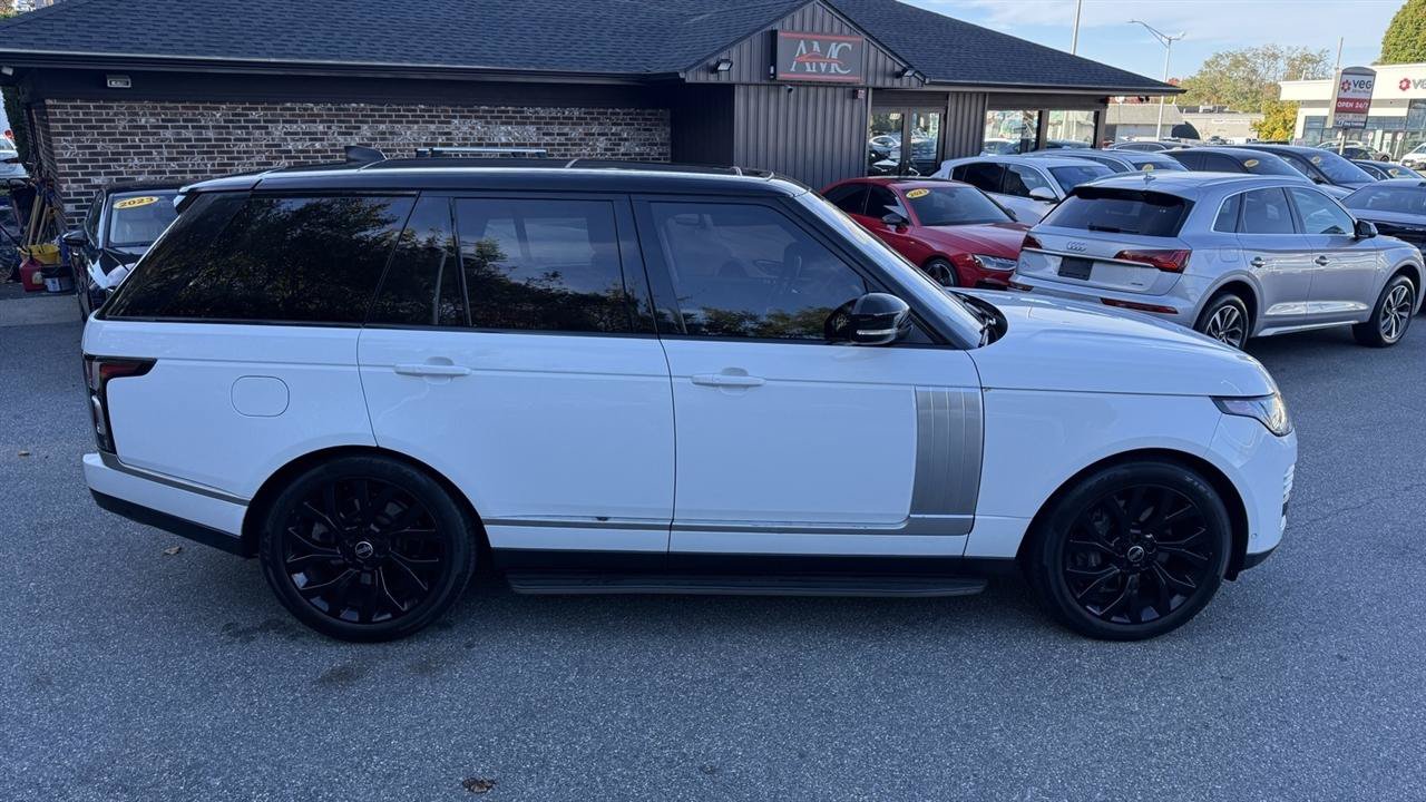Used 2018 Land Rover Range Rover HSE AWD/4WD image 18