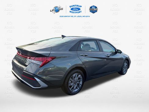 Used 2026 Hyundai Elantra Hybrid FWD image 6