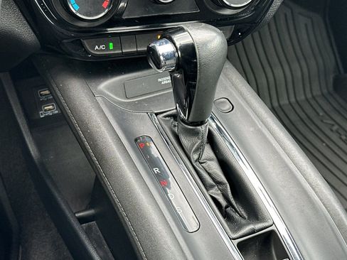 Used 2021 Honda HR-V Sport image 22