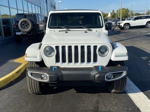 Used 2023 Jeep Wrangler Unlimited Sahara w/ Cold Weather Group image 3