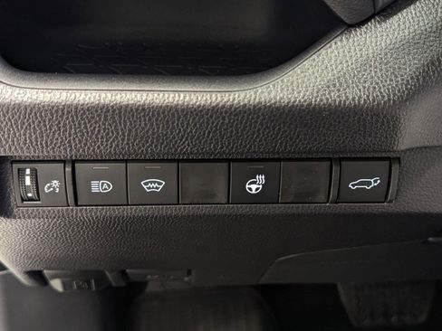 New 2025 Toyota RAV4 XLE image 15