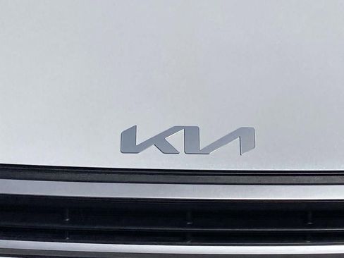 New 2026 Kia K4 LXS image 29