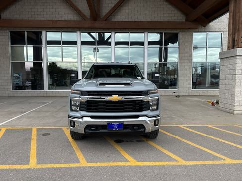 Used 2024 Chevrolet Silverado 2500 LT w/ All Star Edition image 2