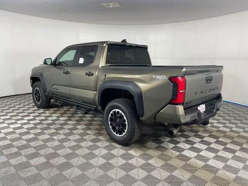 New 2026 Toyota Tacoma TRD Off-Road AWD/4WD image 8