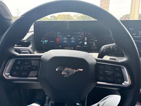 Used 2025 Ford Mustang GT Premium w/ GT Performance Package RWD image 12