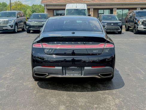 Used 2019 Lincoln MKZ Reserve FWD image 13