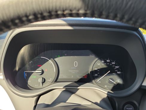 Used 2026 Toyota Sienna XLE FWD image 30