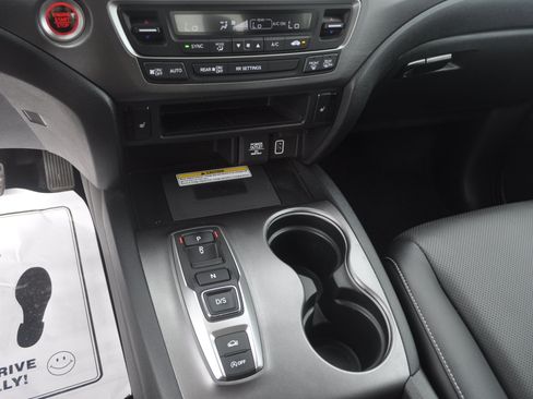 Certified 2023 Honda Ridgeline RTL-E image 24