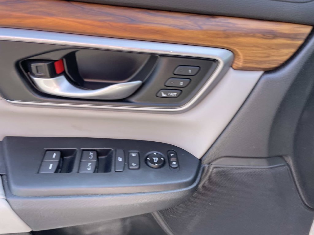 Used 2017 Honda CR-V EX-L image 12