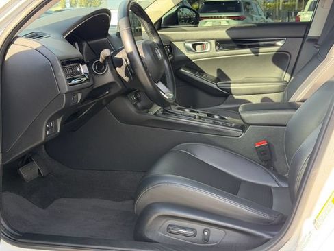 Used 2022 Honda Civic Touring image 16