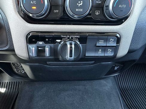 Used 2022 RAM 1500 Laramie AWD/4WD image 20