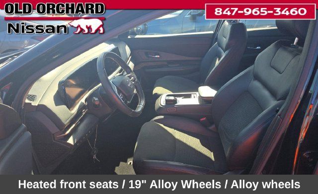 Used 2024 Nissan Ariya AWD image 7