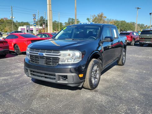 Used 2024 Ford Maverick Lariat w/ FX4 Off-Road Package image 3