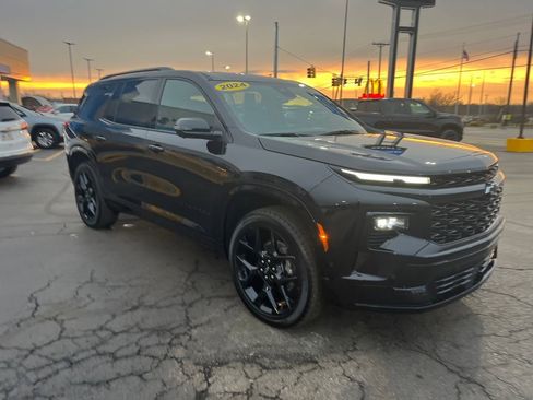 Used 2024 Chevrolet Traverse RS w/ LPO, Floor Liner Package image 7