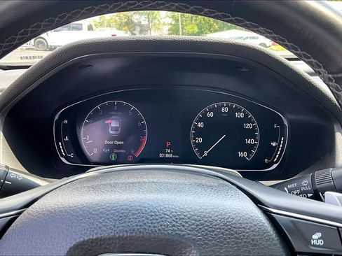 Used 2018 Honda Accord Touring image 19