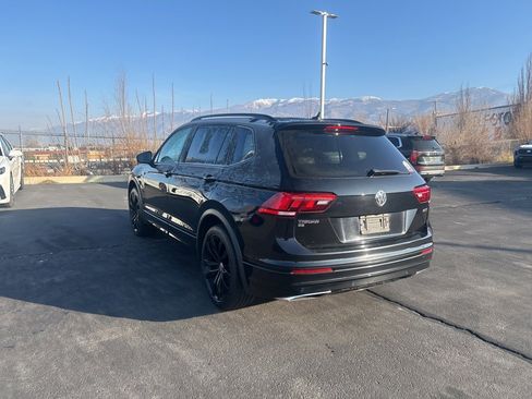 Used 2021 Volkswagen Tiguan SE R-Line image 6