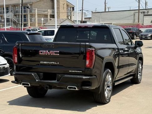 Used 2024 GMC Sierra 1500 Denali RWD image 4