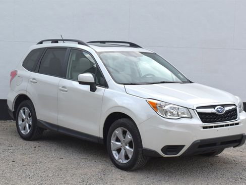 Used 2015 Subaru Forester 2.5i Premium w/ All-Weather Package AWD/4WD image 1