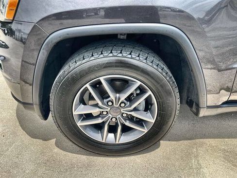 Used 2019 Jeep Grand Cherokee Limited RWD image 32
