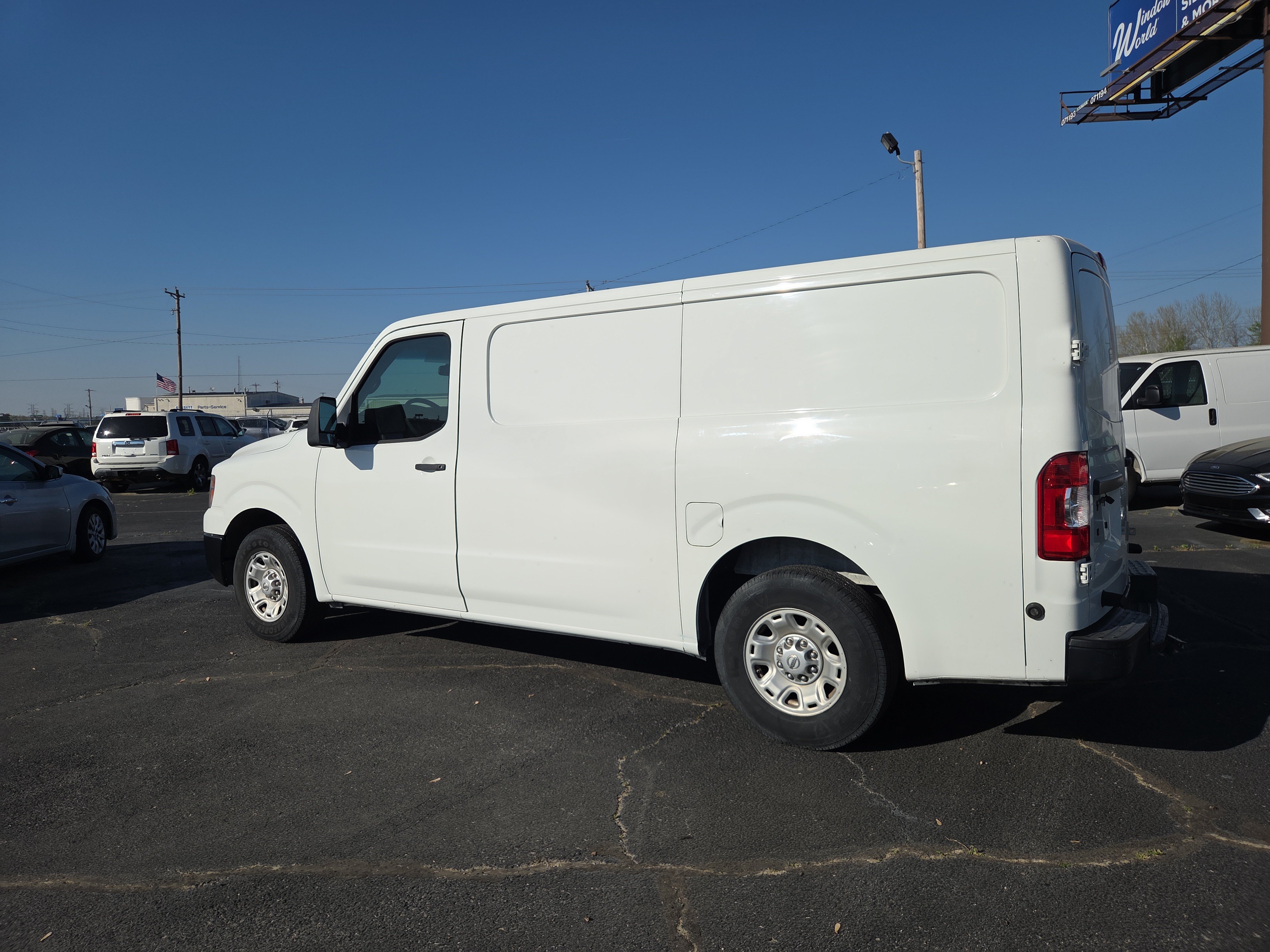 Used 2017 Nissan NV 1500 SV w/ Back Door Glass Package RWD image 3