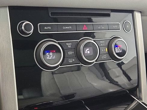 Used 2017 Land Rover Range Rover HSE image 17