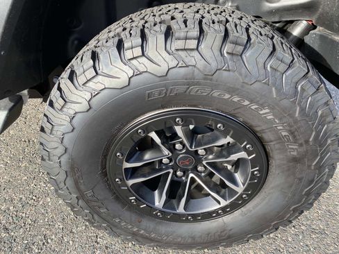 Certified 2025 Jeep Wrangler Unlimited Rubicon image 31