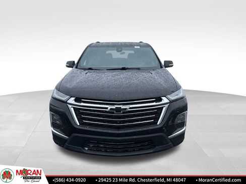 Used 2023 Chevrolet Traverse LT image 8