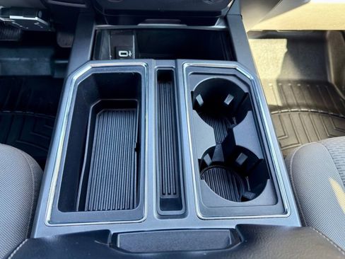 Used 2017 Ford F150 XLT w/ Equipment Group 302A Luxury image 21