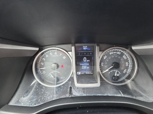 Used 2019 Toyota Tacoma SR5 image 13