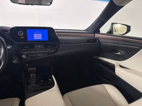 Used 2024 Lexus ES 350 w/ Premium Package FWD image 29