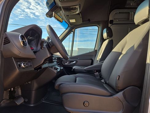 New 2026 Mercedes-Benz Sprinter 2500 image 16