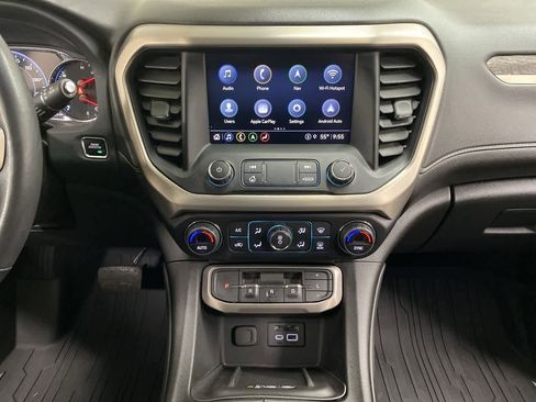 Used 2022 GMC Acadia Denali w/ Denali Ultimate Package image 24