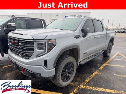 Used 2024 GMC Sierra 1500 AT4 w/ Technology Package